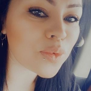 Meet your Posher, Angelita navarro